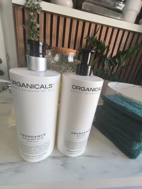 Hydrotherapy, aromatherapy, deep-tissue massages, Swedish massages