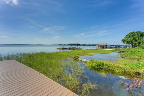 Tavares Vacation Rental | 1BR | 1BA | Stairs Required