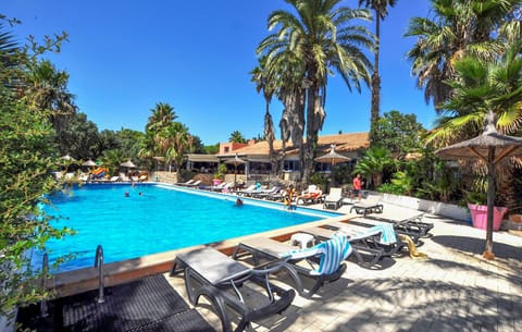 pool