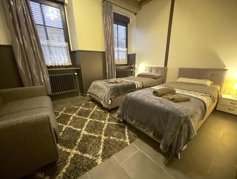 Apartment | 1 bedroom, iron/ironing board