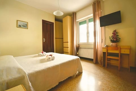 Double or Twin Room | Egyptian cotton sheets, premium bedding, in-room safe, free WiFi