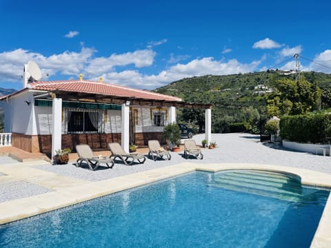 House, Smoking | 4 bedrooms