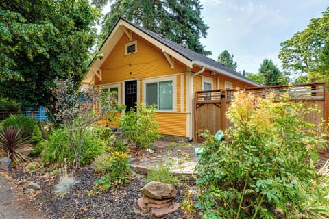 view of the front of Tangerine Eugene