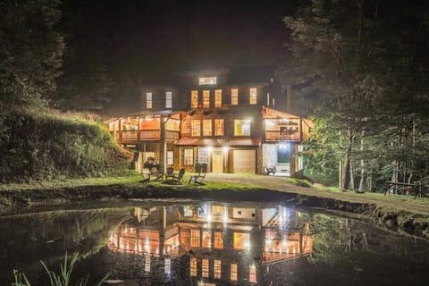 At night, our home shines with an inviting glow, making it the perfect retreat for winding down, enjoying cozy moments, and creating lasting memories.