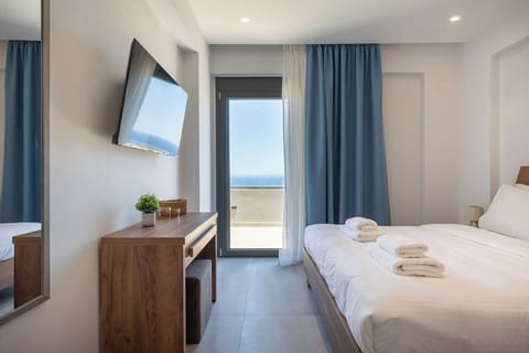 Family Villa | In-room safe, blackout drapes, iron/ironing board, free WiFi