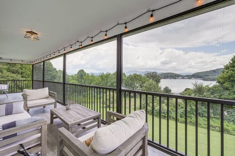House (3 Bedrooms) | Front of property