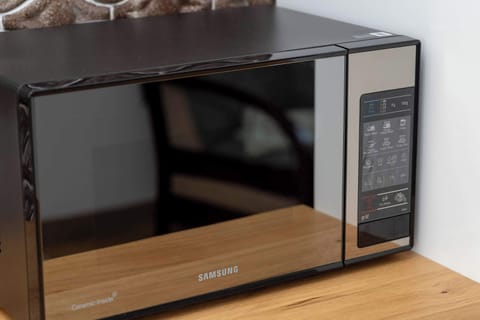 Microwave – Convenient microwave for quick meals or snacks.