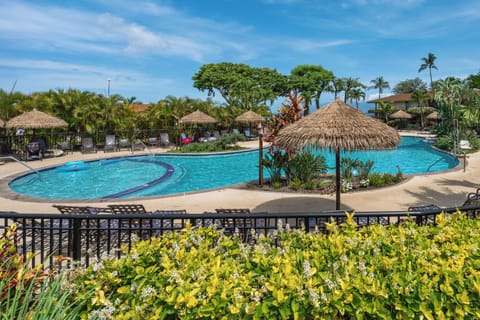 Complex pool