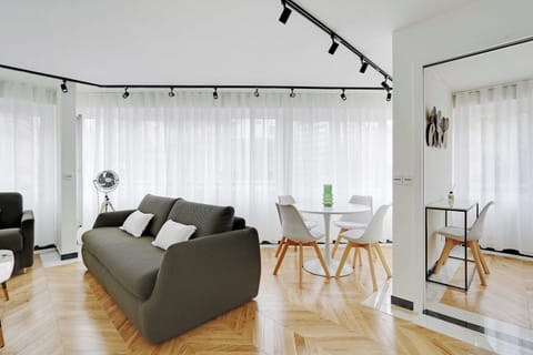Apartment | Living area