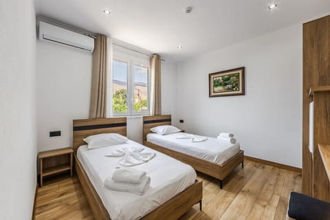 Bedroom with two single beds
