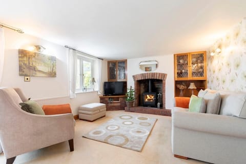 Living Room / Lounge