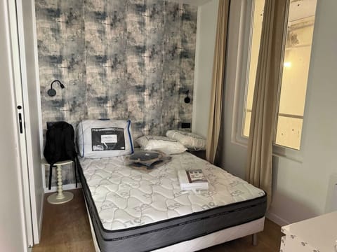 Apartment | 1 bedroom, laptop workspace, iron/ironing board, bed sheets