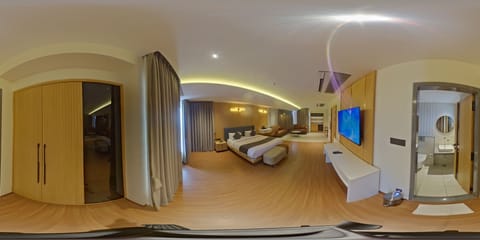 Royal Room | Soundproofing, free WiFi
