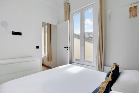 Apartment | 1 bedroom, laptop workspace, iron/ironing board, bed sheets