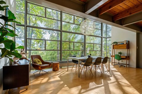 House | 3 bedrooms, desk, high-speed internet