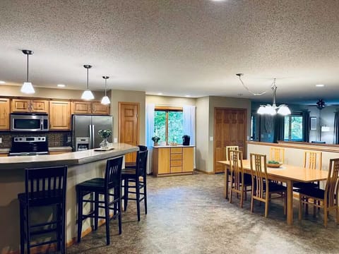 Large, fully equipped kitchen. 