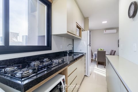 Basic Apartment | Private kitchen | Cookware/dishes/utensils