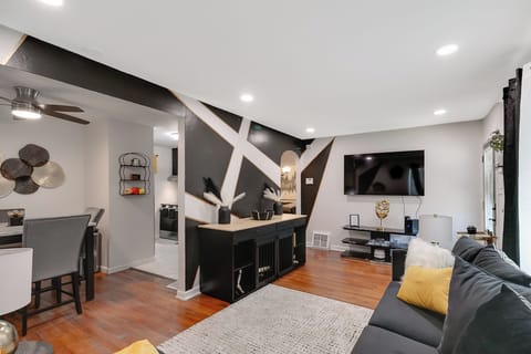 Living room/Dining room