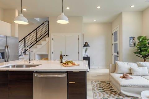 House (Multiple Bedrooms) | Interior