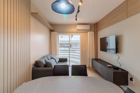 Basic Apartment | Interior