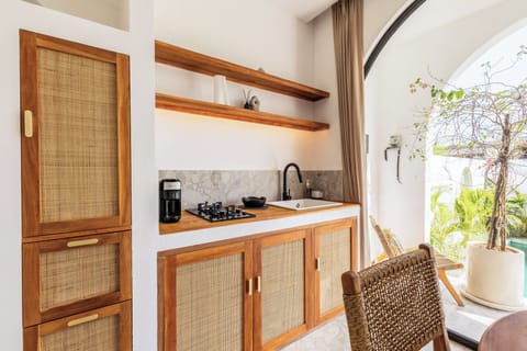 Private kitchenette