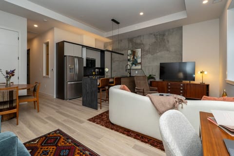 Living/Kitchen