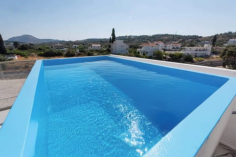Private Pool with Scenic Mountain and Countryside Views

