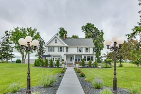 House (5 Bedrooms) | Interior