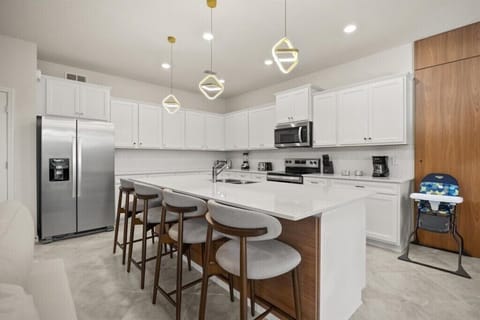 16207 Coastal Cove Lane (8).jpg