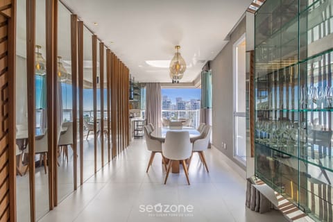 Basic Apartment | Dining