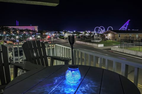 Assateague House 111 | 1BR | 1.5BA | Step-Free Access | 558 Sq Ft | Elevator