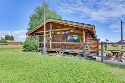 Wisdom Vacation Rental | 3BR | 1BA | 900 Sq Ft | Steps to Access