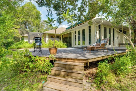 Wimauma Vacation Rental | 4BR | 3BA | Steps Required | 3,000 Sq Ft
