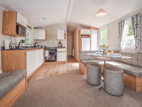 Open plan living space | Coastal Comfort, Port Haverigg Marina Village