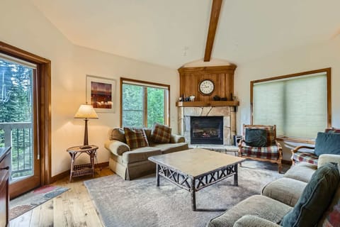 Welcome to Snowflake Penthouse!