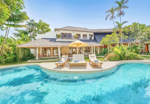 A peaceful setting where design and nature meet effortlessly