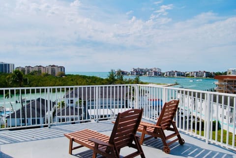 Amazing ocean views!