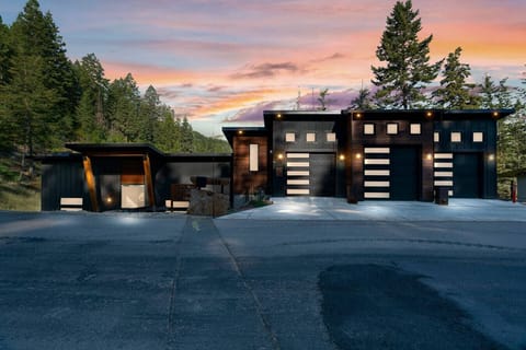 There’s something special about pulling into the drive just as the sun sets. Every time, this place feels like coming home.