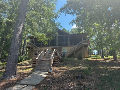 Welcome to 1240 Hancel Road!