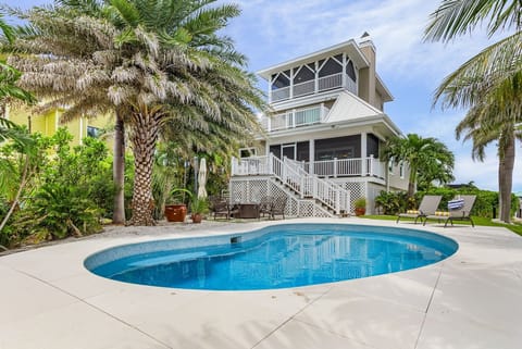 Private Heated pool