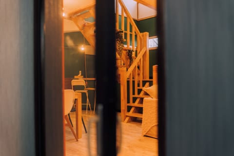 House | Iron/ironing board, WiFi (free), bed sheets