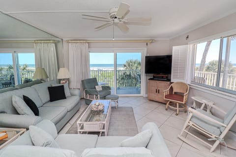 St. Augustine Beach Rentals Living Room