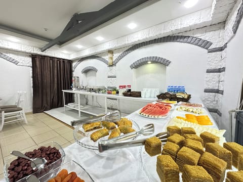 Free daily local cuisine breakfast