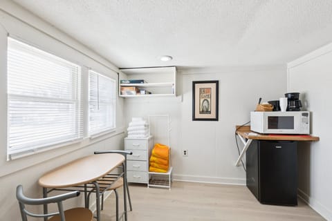 Room, 1 Bedroom | Interior