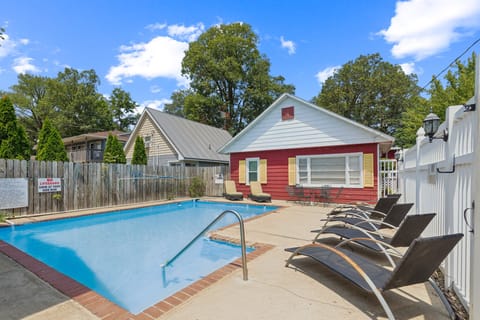 Room, 1 Bedroom | Pool