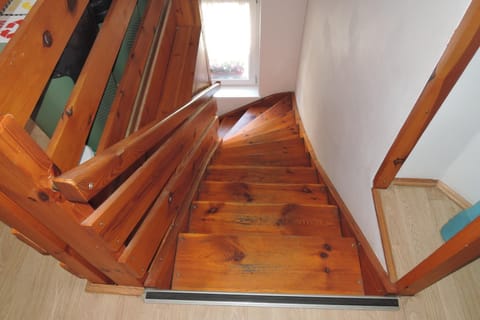 Entrance / Reception