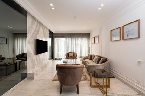 Classic Apartment | Living area | Flat-screen TV