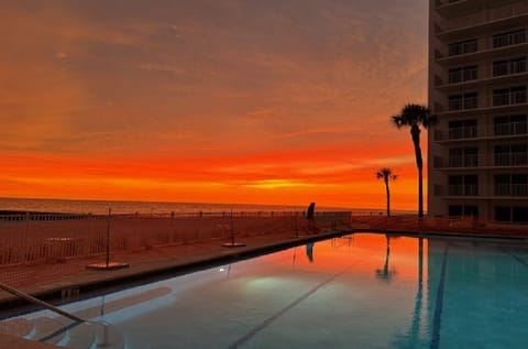 Stunning sunset views of from our large pool deck at the Islander Club