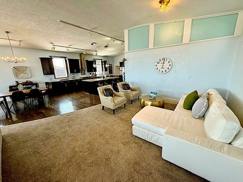 82e88d8f 641f 4d4d 895a 1e8f7ea4444a