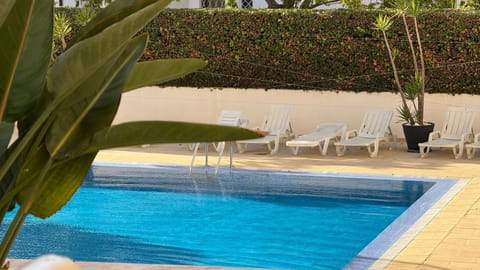 Relax by the pool and soak up the Algarve sun in the heart of Vilamoura.

#Vilamoura #Algarve #HolidayApartment #PoolVibes #SummerInPortugal #VacationRental #MarinaVilamoura #LovelyStay